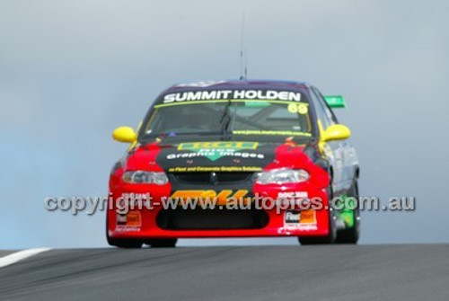 Bathurst 1000, 2003 -  Photographer Marshall Cass - Code 03-MC-B03-311