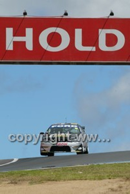 Bathurst 1000, 2003 -  Photographer Marshall Cass - Code 03-MC-B03-322