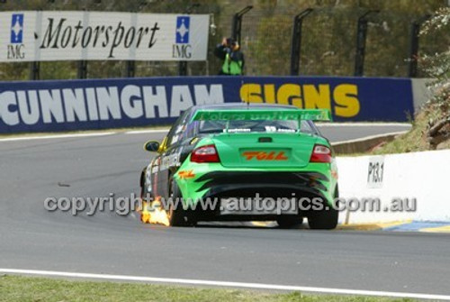 Bathurst 1000, 2003 -  Photographer Marshall Cass - Code 03-MC-B03-323