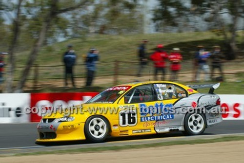 Bathurst 1000, 2003 -  Photographer Marshall Cass - Code 03-MC-B03-337