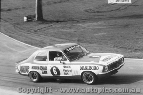 74011  -  P. Brock   -  Holden Torana XU1 - Oran Park 1974