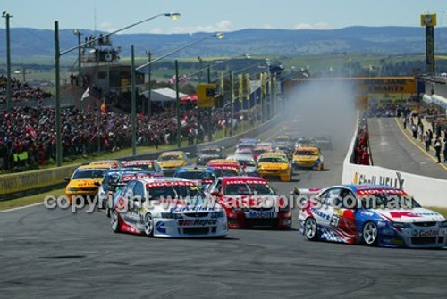 Bathurst 1000, 2003 -  Photographer Marshall Cass - Code 03-MC-B03-454