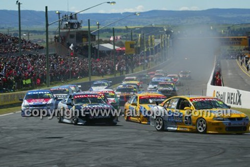 Bathurst 1000, 2003 -  Photographer Marshall Cass - Code 03-MC-B03-458