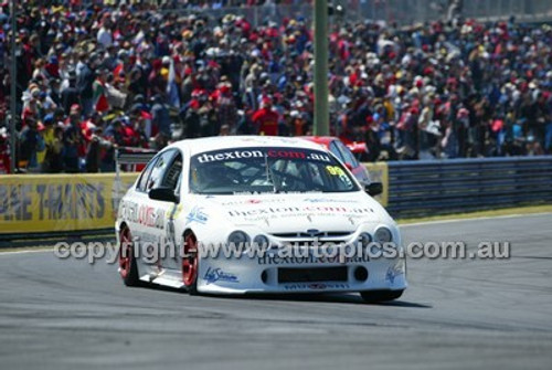 Bathurst 1000, 2003 -  Photographer Marshall Cass - Code 03-MC-B03-490