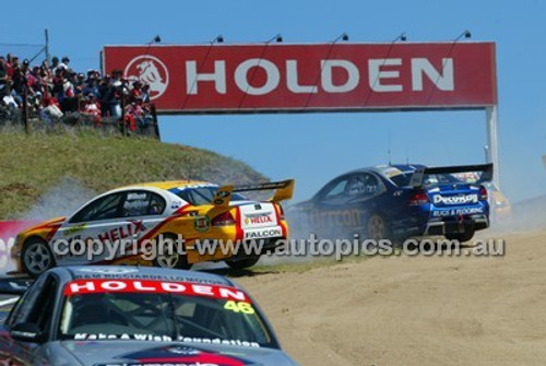 Bathurst 1000, 2003 -  Photographer Marshall Cass - Code 03-MC-B03-519