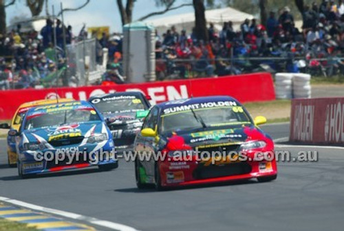 Bathurst 1000, 2003 -  Photographer Marshall Cass - Code 03-MC-B03-581
