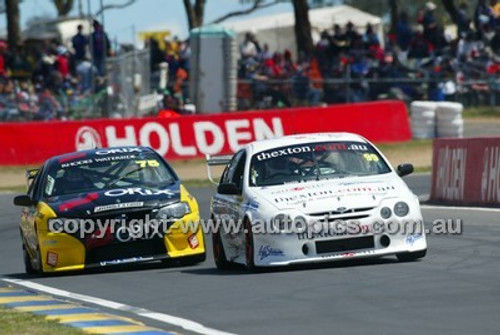 Bathurst 1000, 2003 -  Photographer Marshall Cass - Code 03-MC-B03-584