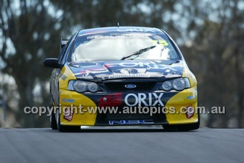 Bathurst 1000, 2003 -  Photographer Marshall Cass - Code 03-MC-B03-591