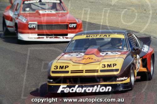 80006 - Allan Moffat (Monza) & Garry Rogers (Torana) Amaroo Park, 1980