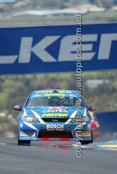 Bathurst 1000, 2003 -  Photographer Marshall Cass - Code 03-MC-B03-707