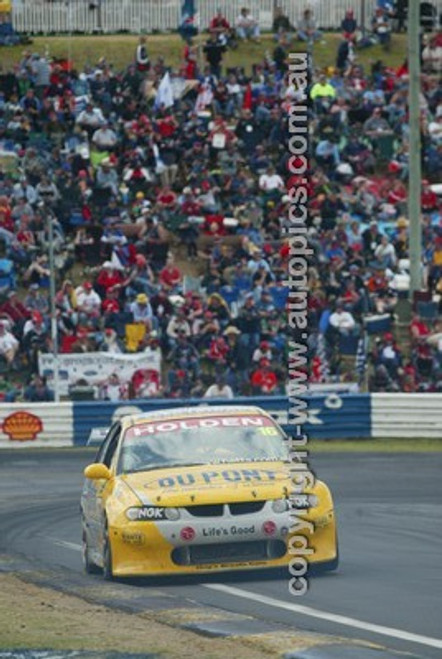 Bathurst 1000, 2003 -  Photographer Marshall Cass - Code 03-MC-B03-748