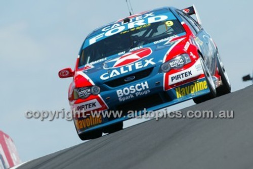 Bathurst 1000, 2004 -  Photographer Marshall Cass - Code 04-MC-B04-083