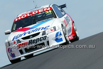 Bathurst 1000, 2004 -  Photographer Marshall Cass - Code 04-MC-B04-085