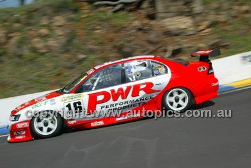 Bathurst 1000, 2004 -  Photographer Marshall Cass - Code 04-MC-B04-132