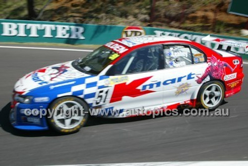 Bathurst 1000, 2004 -  Photographer Marshall Cass - Code 04-MC-B04-158