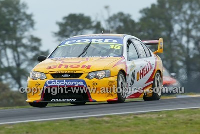 Bathurst 1000, 2004 -  Photographer Marshall Cass - Code 04-MC-B04-194