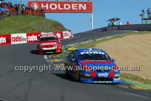 Bathurst 1000, 2004 -  Photographer Marshall Cass - Code 04-MC-B04-316