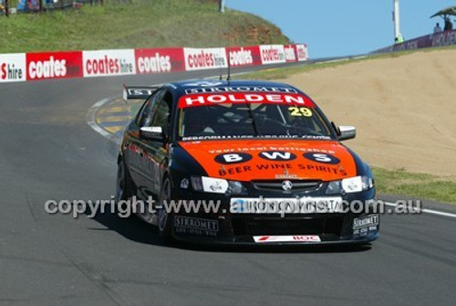 Bathurst 1000, 2004 -  Photographer Marshall Cass - Code 04-MC-B04-331