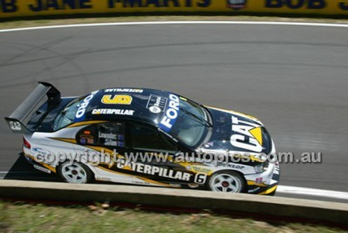 Bathurst 1000, 2004 -  Photographer Marshall Cass - Code 04-MC-B04-355