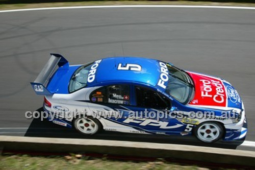Bathurst 1000, 2004 -  Photographer Marshall Cass - Code 04-MC-B04-362