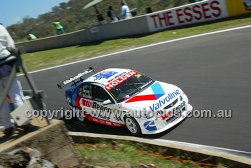 Bathurst 1000, 2004 -  Photographer Marshall Cass - Code 04-MC-B04-364