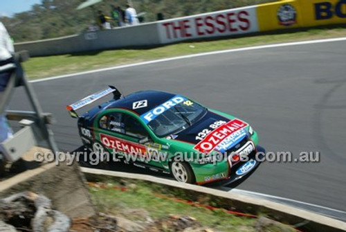 Bathurst 1000, 2004 -  Photographer Marshall Cass - Code 04-MC-B04-371