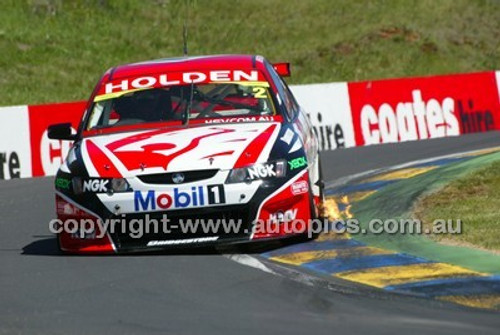 Bathurst 1000, 2004 -  Photographer Marshall Cass - Code 04-MC-B04-403