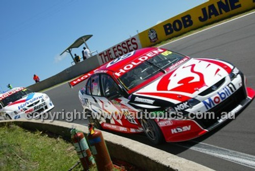 Bathurst 1000, 2004 -  Photographer Marshall Cass - Code 04-MC-B04-417