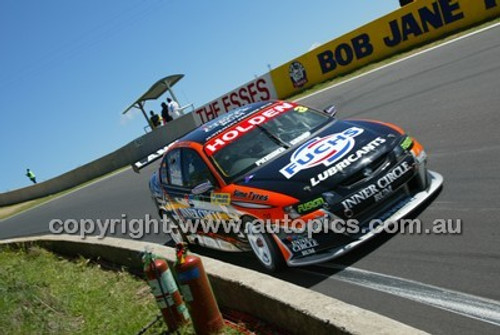 Bathurst 1000, 2004 -  Photographer Marshall Cass - Code 04-MC-B04-424