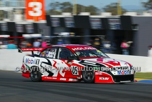 Bathurst 1000, 2004 -  Photographer Marshall Cass - Code 04-MC-B04-451