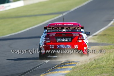 Bathurst 1000, 2004 -  Photographer Marshall Cass - Code 04-MC-B04-455