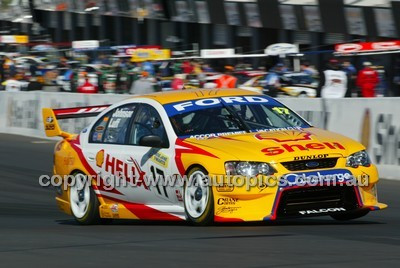 Bathurst 1000, 2004 -  Photographer Marshall Cass - Code 04-MC-B04-469