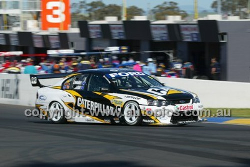 Bathurst 1000, 2004 -  Photographer Marshall Cass - Code 04-MC-B04-476