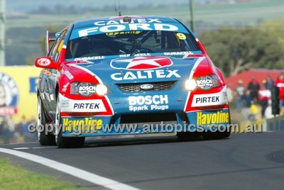 Bathurst 1000, 2004 -  Photographer Marshall Cass - Code 04-MC-B04-487