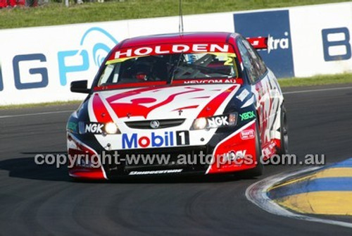 Bathurst 1000, 2004 -  Photographer Marshall Cass - Code 04-MC-B04-518