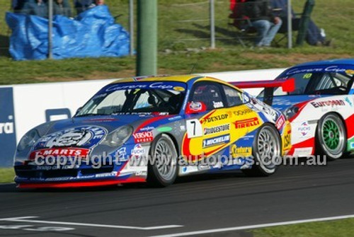 Bathurst 1000, 2004 -  Photographer Marshall Cass - Code 04-MC-B04-544