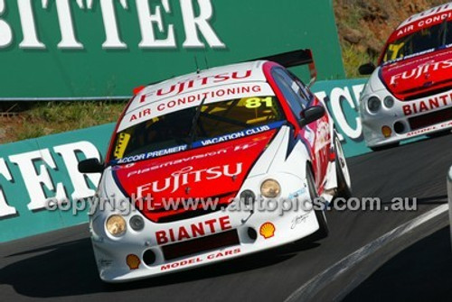 Bathurst 1000, 2004 -  Photographer Marshall Cass - Code 04-MC-B04-549