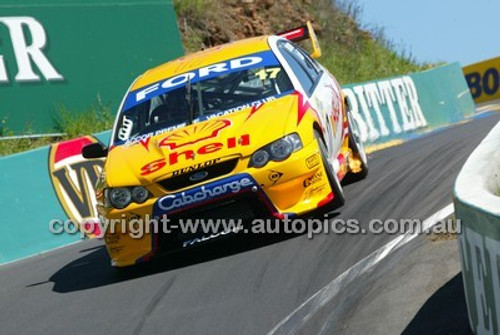 Bathurst 1000, 2004 -  Photographer Marshall Cass - Code 04-MC-B04-628