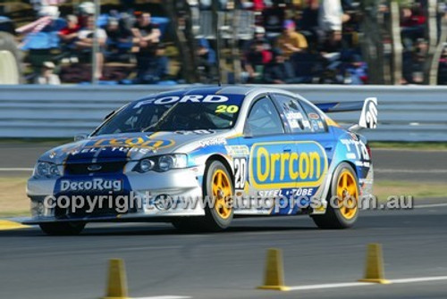 Bathurst 1000, 2004 -  Photographer Marshall Cass - Code 04-MC-B04-880