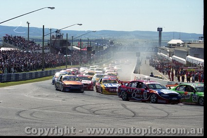 Bathurst FIA 1000 15th November 1999 - Photographer Marshall Cass - Code MC-B99-439