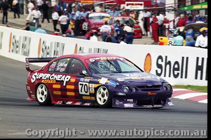 Bathurst FIA 1000 15th November 1999 - Photographer Marshall Cass - Code MC-B99-709