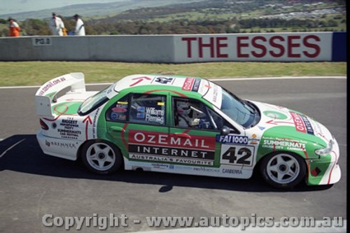 Bathurst FIA 1000 15th November 1999 - Photographer Marshall Cass - Code MC-B99-1067