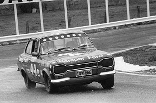 72707  -  G. Leeds / D. Cooke  -  Bathurst 1972 - Class B  winner - Ford Escort GT 1600