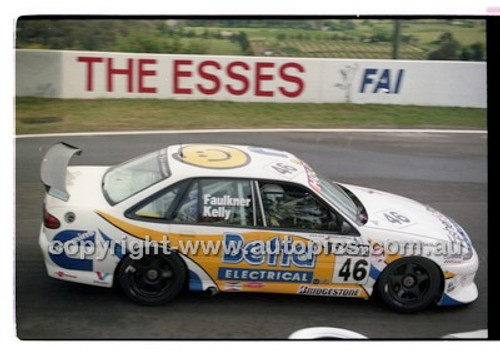 Bathurst FIA 1000 1998 - Photographer Marshall Cass - Code MC-B98-111