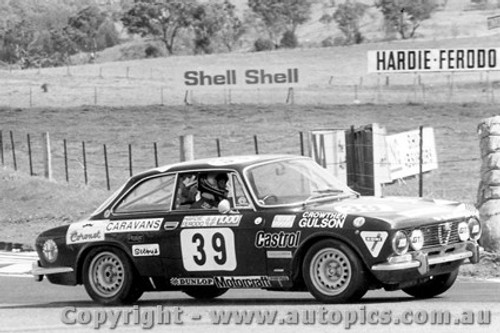 74706  -  R. Gulson / D. Crowther  -  Bathurst 1974 -  Class B winner - Alfa Romeo GTV