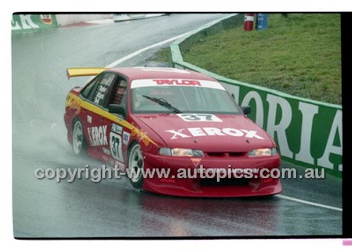 Bathurst FIA 1000 1998 - Photographer Marshall Cass - Code MC-B98-1073