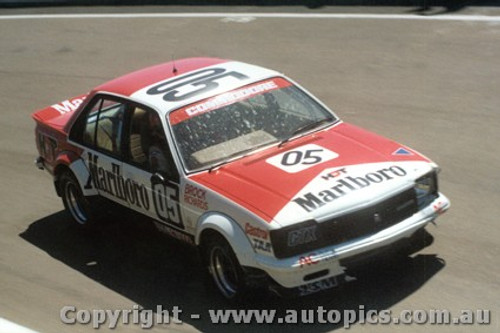 80703  -  P. Brock / J. Richards  -  Bathurst 1980  1st Outright & Class A Winner  Holden Commodore VC