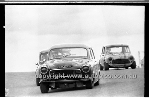 Chris Strode Holden - Amaroo Park 13th September 1970 - 70-AM13970-199