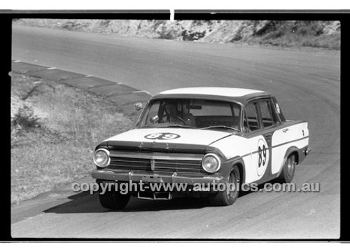 R. Anderson Holden EH - Amaroo Park 31th May 1970 - 70-AM31570-149