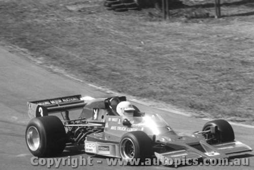 79602  -  K. Bartlett - Lola T400  -  Tasman Series 1979- Oran Park